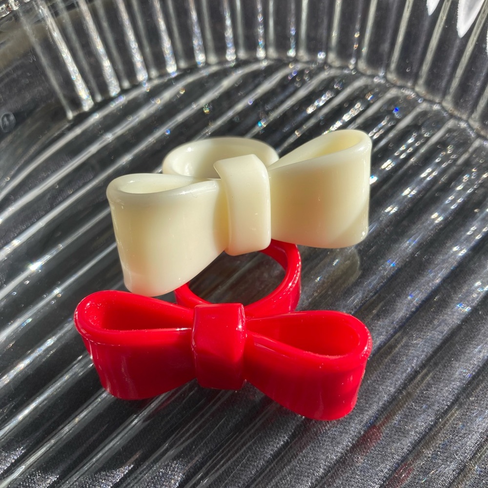 Bow rings